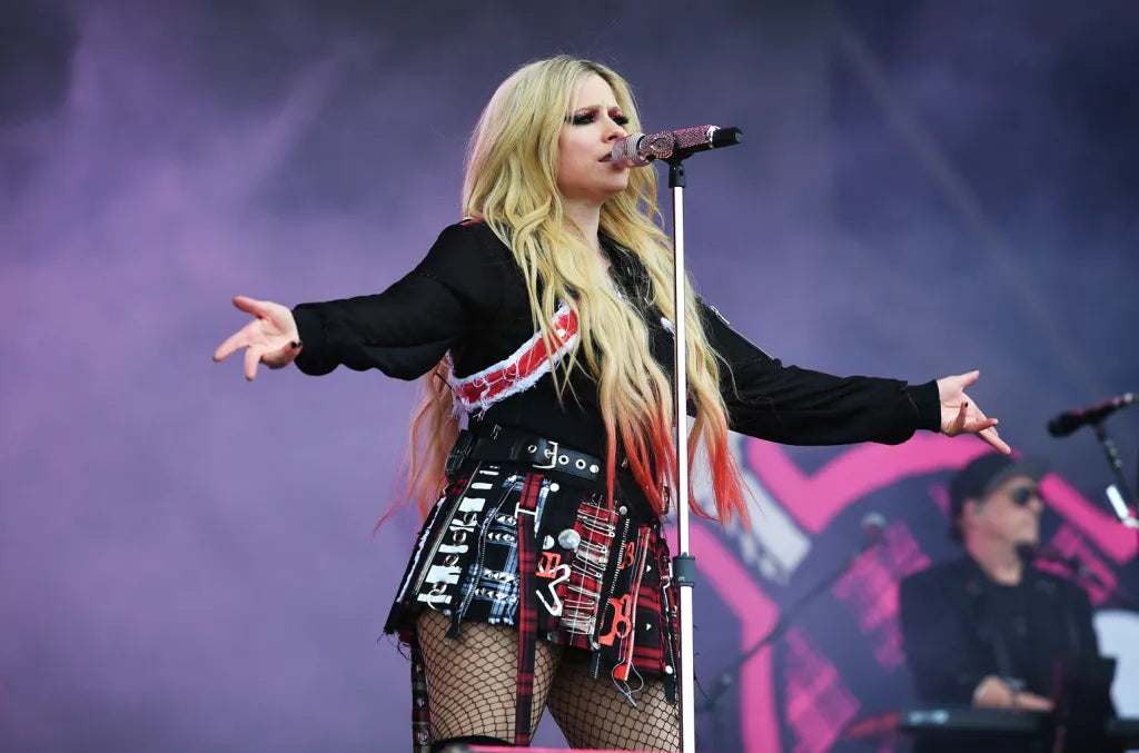 AVRIL LAVIGNE