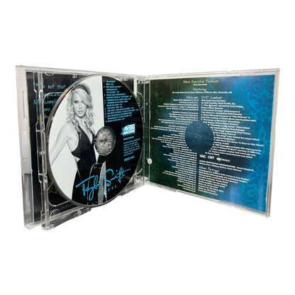 Taylor Swift – Debut (Deluxe) CD & DVD PRE-OWNED