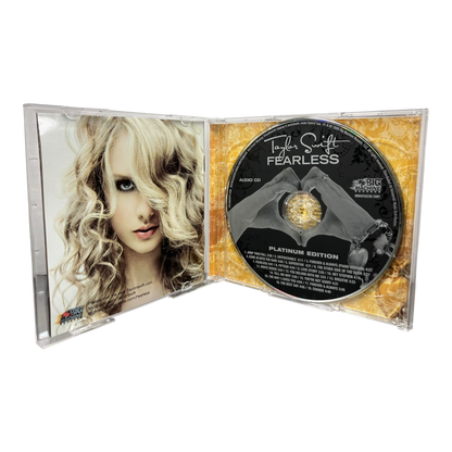 Taylor Swift – Fearless Platinum Edition CD & DVD PRE-OWNED